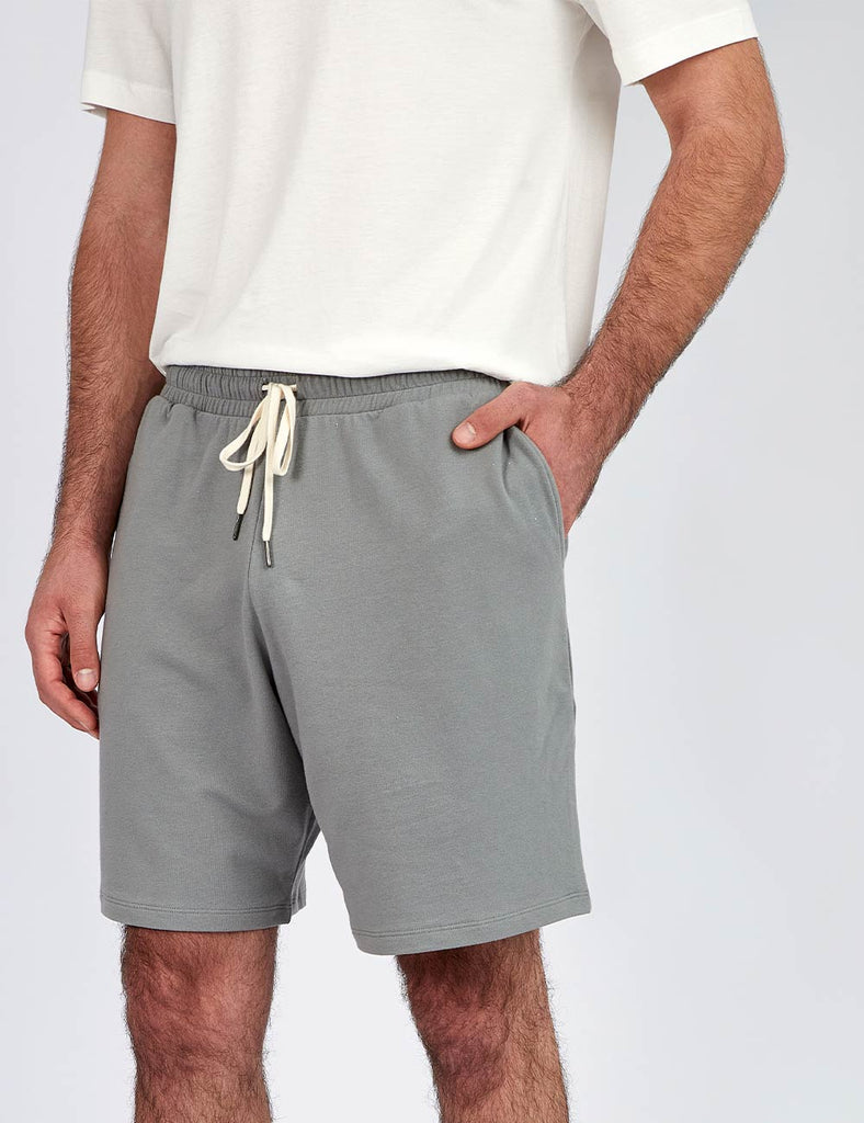 short plomo para hombre